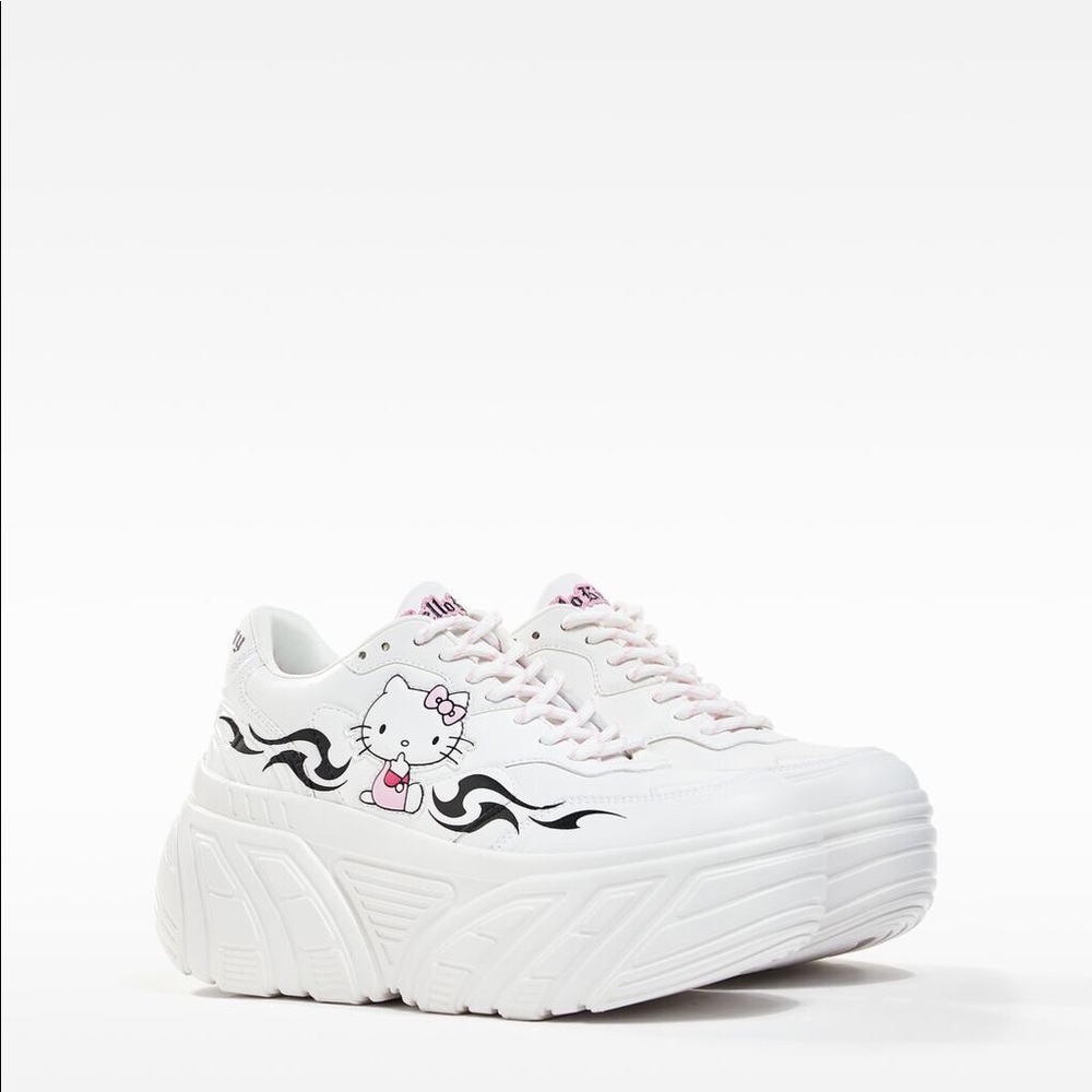 Bershka hello kitty 2inch high platforms